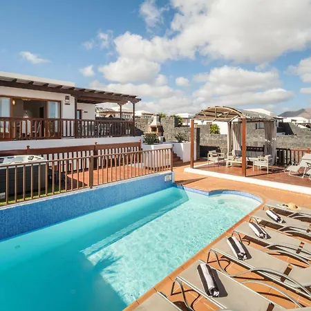 61 Playablanca Lanzarote Pool Villa